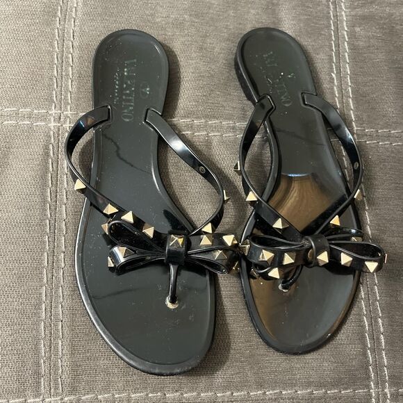 Shoes - Valentino Rockstud sandals with bow Black and Gold Flip flops size 38
